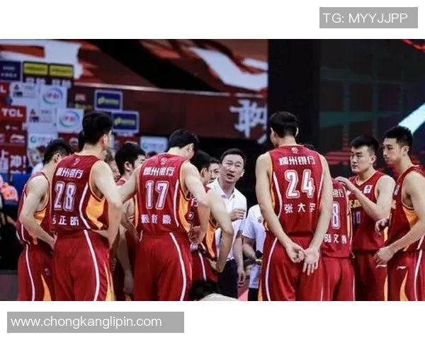 武汉篮球队逆袭之路揭秘洲际杯特别报道展现团队精神与奋斗历程