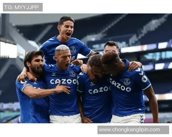 富勒姆与埃弗顿精彩对决直播全程回顾与赛后分析 富勒姆与埃弗顿精彩对决直播全程回顾与赛后分析