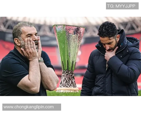 曼联迎战赫尔城争夺联赛杯荣誉全力以赴展现球队实力