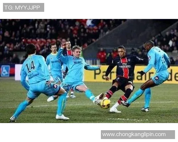 波多尔与甘冈激战在即谁能在法乙赛场中笑到最后