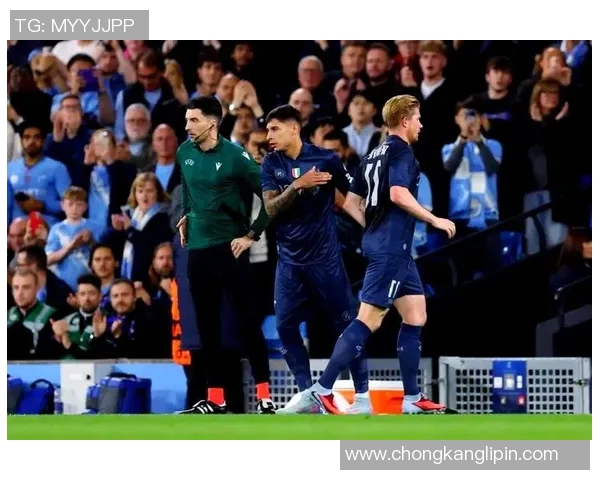 哈兰德狂揽五球助曼城7-0横扫莱比锡创欧冠新纪录