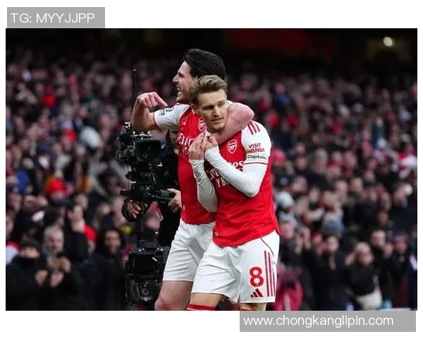 厄德高领衔球队奋战新赛季展现超凡实力与无限潜力