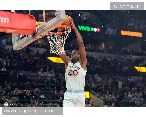 哈里森巴恩斯在NBA赛场上的成长与挑战分析