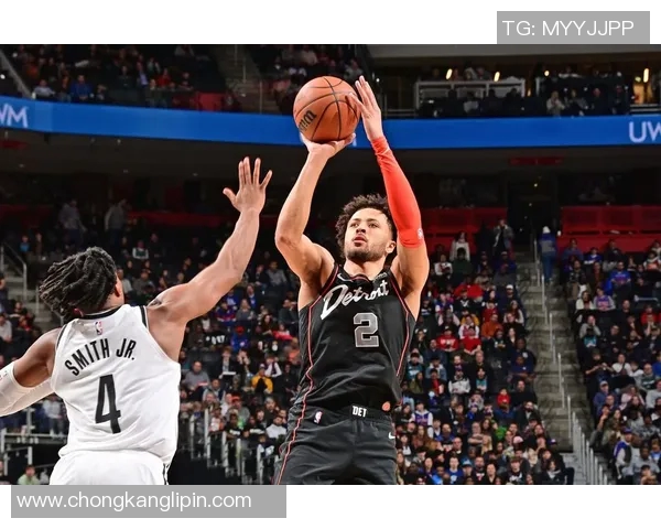 小牛与活塞在NBA夏季联赛中展开激烈对决新星表现引人注目 小牛与活塞在NBA夏季联赛中展开激烈对决新星表现引人注目