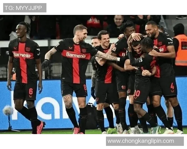 桑普利亚主场迎战都灵球队双方争夺关键积分的激烈对决 桑普利亚主场迎战都灵球队双方争夺关键积分的激烈对决