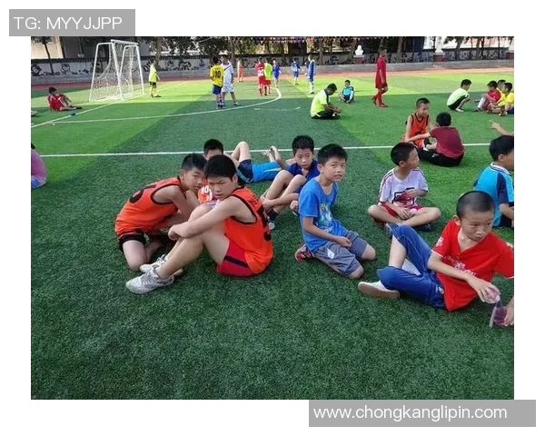 王丽专访:从绿茵场到人生舞台的足球旅程回顾与感悟 王丽专访:从绿茵场到人生舞台的足球旅程回顾与感悟